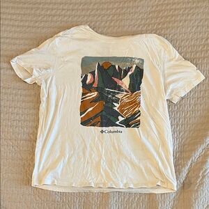 Columbia Cream Short-Sleeve Mountain Graphic Tee with Multicolor Print